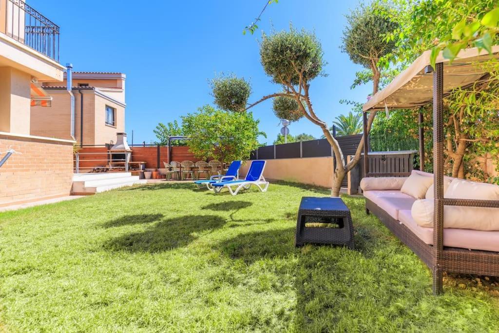 Adosado Con Jardin En Los Xalets De Salou Zewnętrze zdjęcie